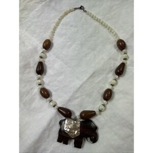 Vintage Lee Sands Elephant Necklace Wood Pendant MOP Abalone Chunky 22"‎
